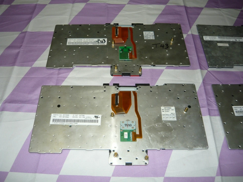 IBM ThinkPad T43 T42 R52 Keyboard Lot of 4 Used Extra Keys Parts Description - Image 4 of 4