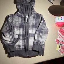 Childrens place boys plaid hoodie 5/6
