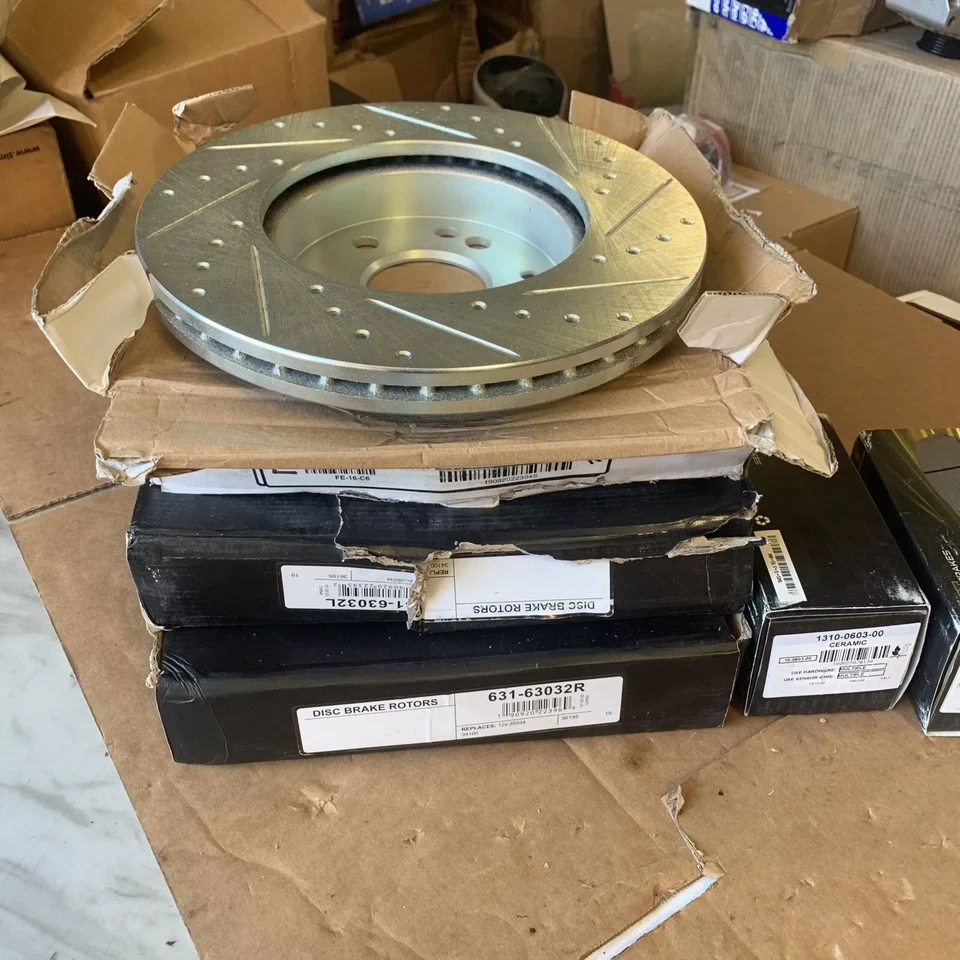 DFC 4 件套制动转子带陶瓷垫适用于 2001 - 2005 梅赛德斯 CLK320 C320 — 第 3/4 张图片