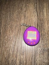 Vintage 1997 Original Bandai Tamagotchi Electronic Toy Purple & Pink