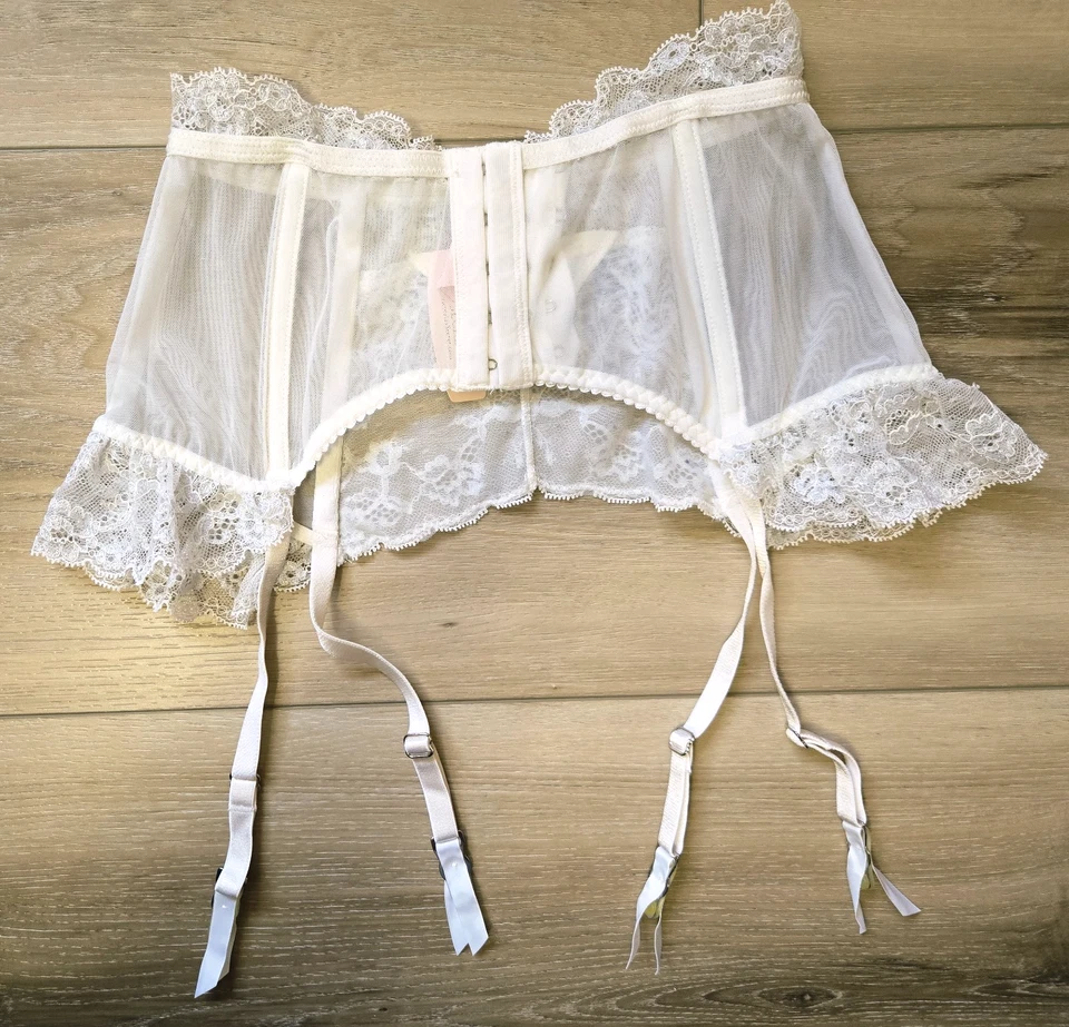 NWT Vintage Victoria's Secret Coconut Ruffled Lace Mesh High-Waist Garter Belt S - Image 2 of 3