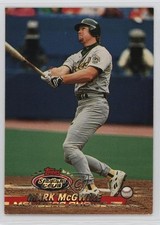1993 Topps Stadium Club Members Choice Mark McGwire #595 1p0s