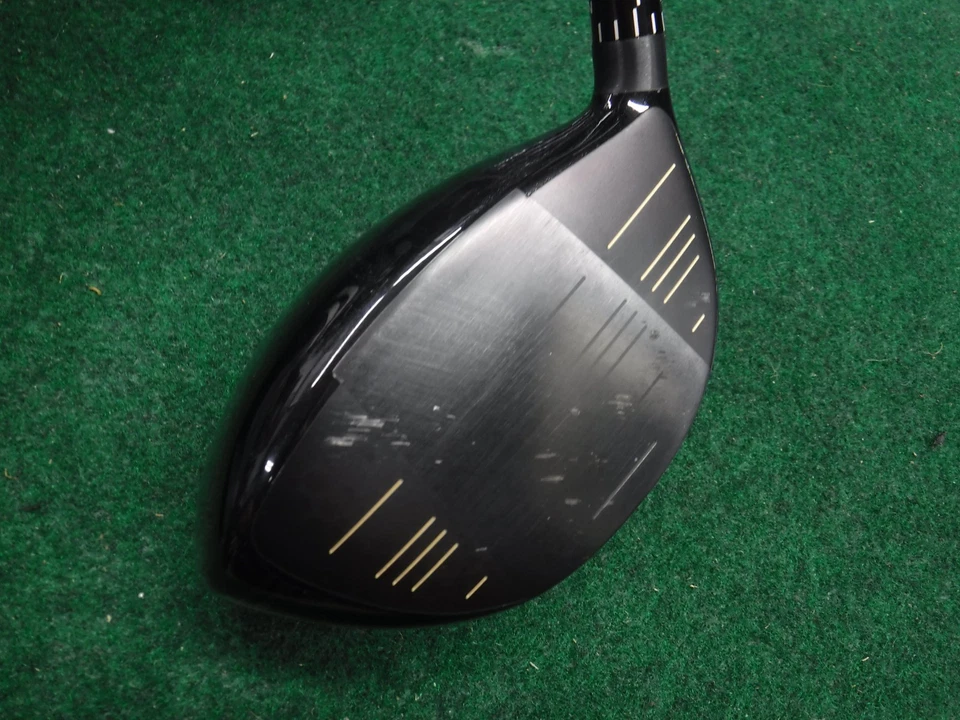 Bonito driver Cleveland Classic 9.0 regular 55 g con cubierta Foto 2 de 4