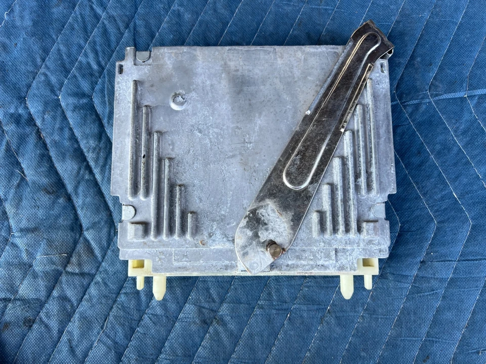 Оригинальный модуль управления автоматической коробкой передач 1998-2000 Volvo S70 V70 XC Turbo #3065em - Изображение 3 из 4