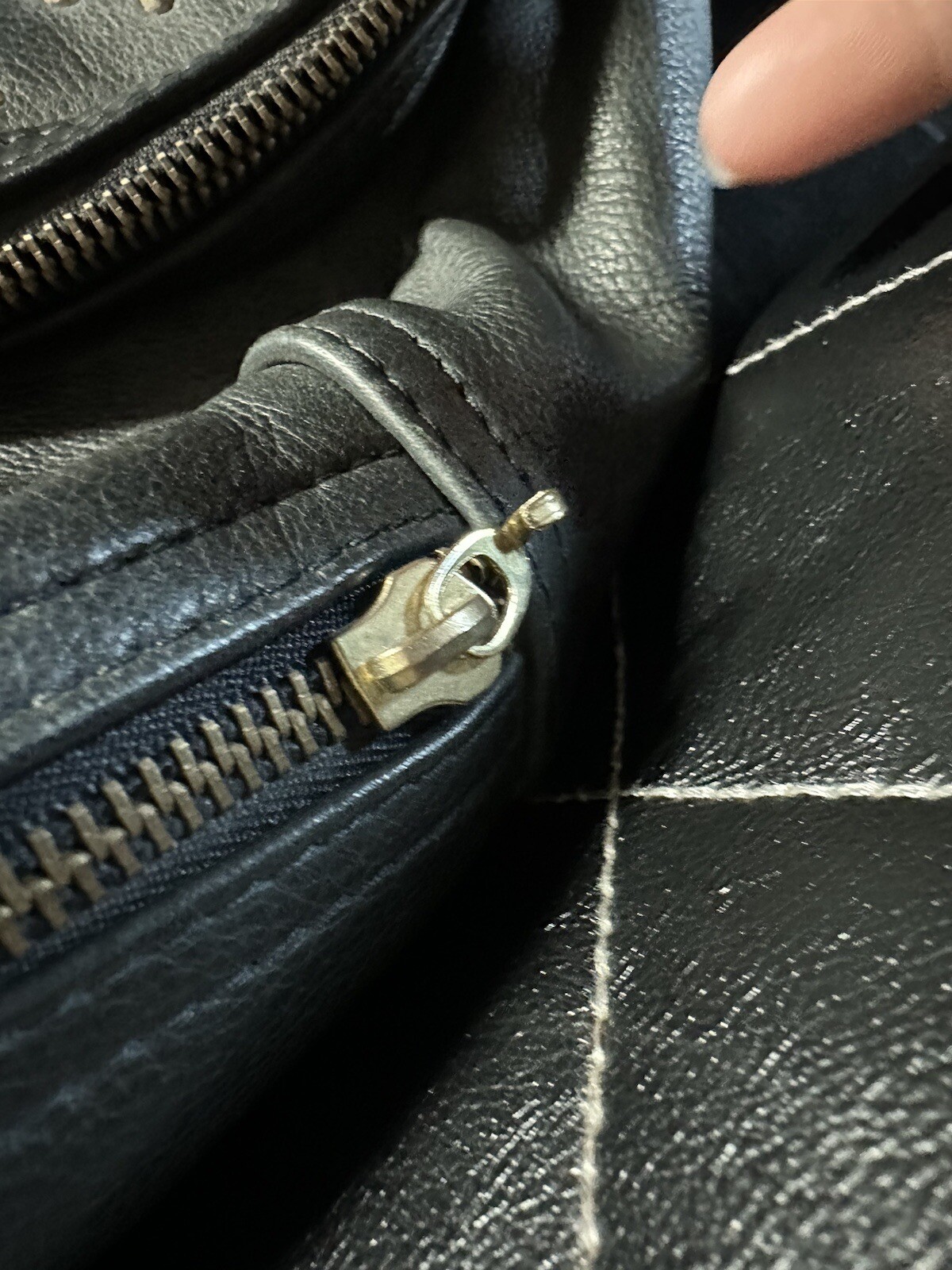 onna ehrlich Leather Handbag - image 10