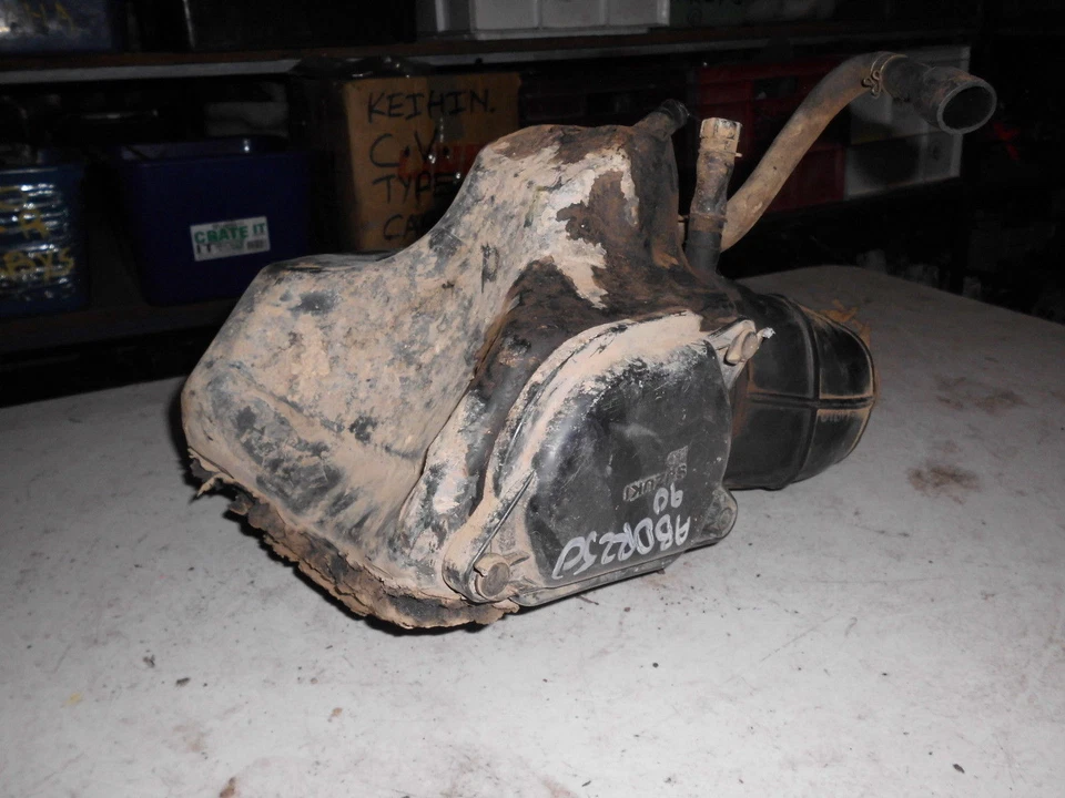 Airbox Air Filter Box to suit Suzuki DR250 DR 250 1990-1996 Good - image 3 of 4