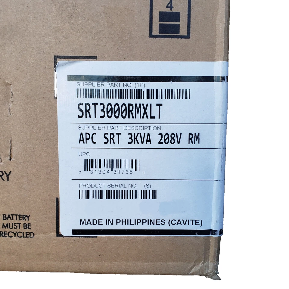 APC Smart-UPS On-Line 3kVA 2U 208V 2x L6-20R+1x L6-30R NEMA Outlets SRT3000RMXLT - Image 4 of 4