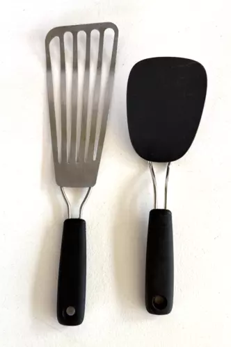 2-Oxo Spatulas Slotted Long Flexible Stainless Steel & Large Nylon Turners Set