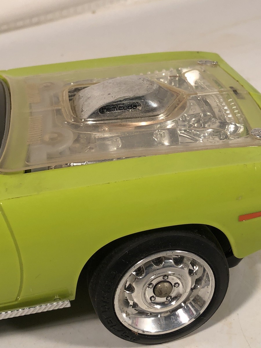 ホビーラジコン 1970cuda 1970 Plymouth Baracuda Radio Controlled Lime Green Nikko