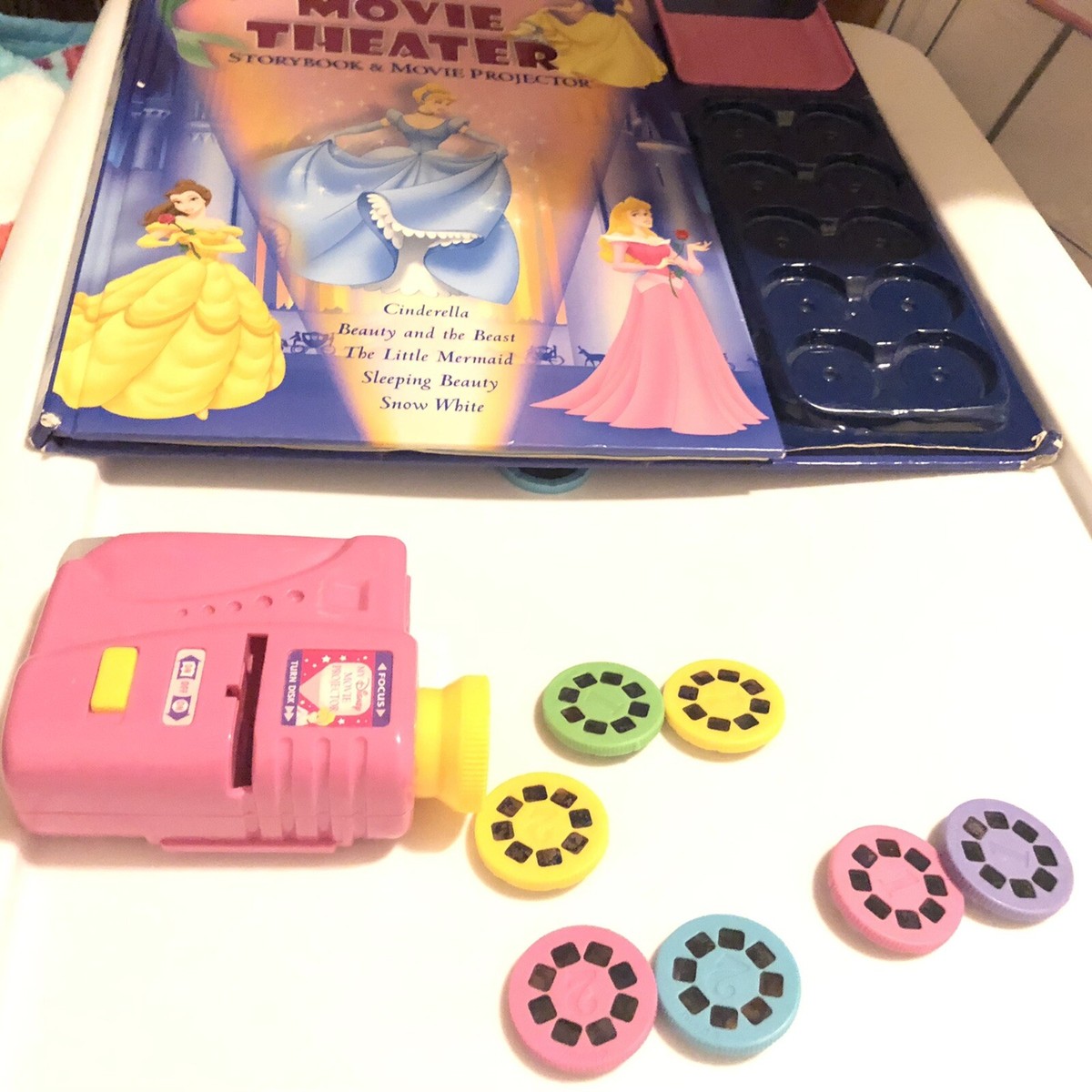 Disney Princess Movie Theater : Storybook and Movie