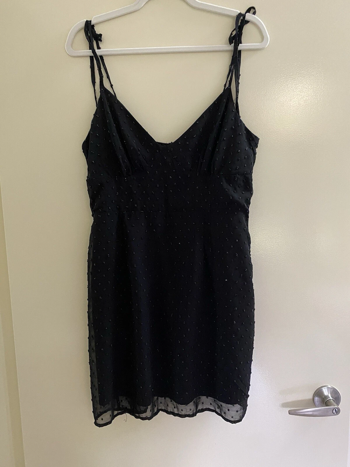 Picture 1 of 4