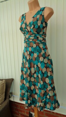 MONSOON TEQUILA ORIANE GRÜN GOLD GEPUNKTET SEIDE CHIFFON 50ER JAHRE KLEID 22 135 £ 22