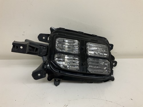 2020-2022 MITSUBISHI OUTLANDER RIGHT FOG LIGHT TURN SIGNAL LAMP LED OEM
