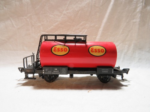 ESF-42811	Fleischmann H0 Kesselwagen DB 581464 Esso | Condition: Gebraucht