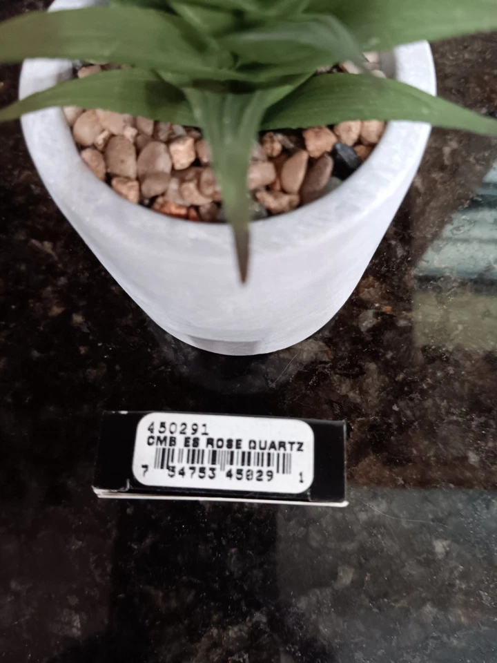 Nuevo en caja Sombra de ojos Color Me Beautiful Color Pro Cuarzo rosa Foto 3 de 4