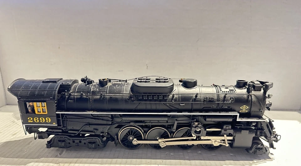 Lionel O Scale 6-38076 Chesapeake & Ohio 2-8-4 Berkshire Steam Locomotive #2699 - Image 4 of 4