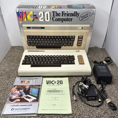 Commodore Vic-20 Computer - w/ PET Keys - Works Great RARE POWER SUPPLY