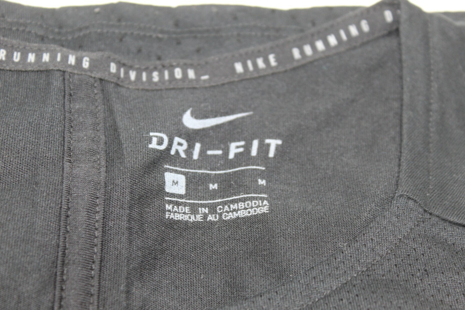 nike men's breathe sleeveless running shirt