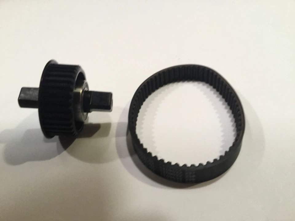 New Dyson DC41/DC65/UP13/UP14/UP20 Brush Spindle&Belt Driven Gear 4 Cleaner Head - Image 4 of 4