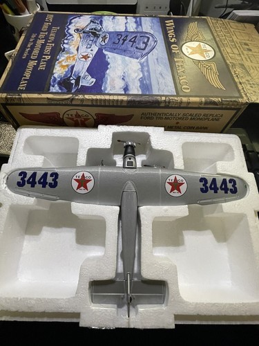 WINGS OF TEXACO - 1927 Ford Tri-Motor Monoplane Coin Bank - #7 Ertl - Picture 2 of 8