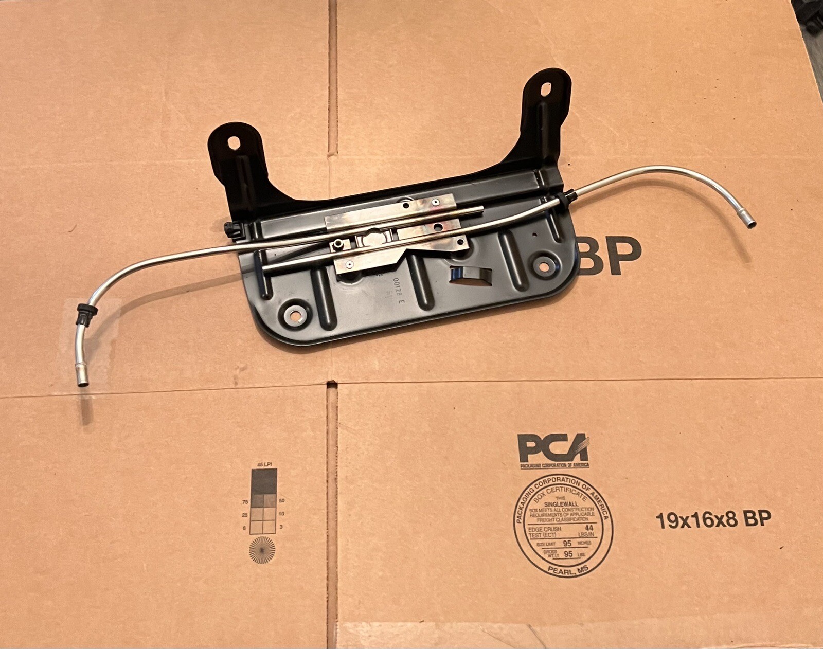 2003 - 2010 Bentley Continental GT Coupe Rear Spoiler Motor Mounting Bracket OEM