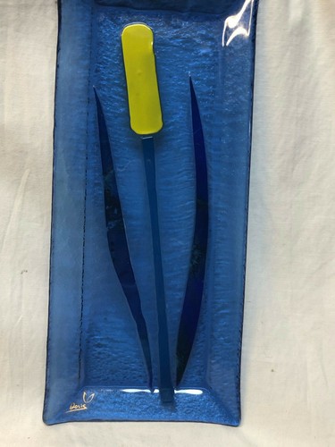 DORIS BLUE CATTAIL FLORAL ART GLASS RECTANGULAR PLATTER 13 1/8" SIGNED - Picture 2 of 5