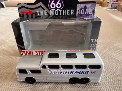GMC PD-4501 SCENICRUISER "Route 66" 1956- Lledo Days Gone 1/80e - Photo 1/4