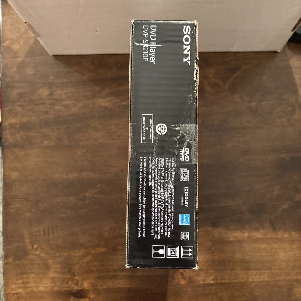 Sony CD DVD Player DVP-SR210P Progressive Scan Ultra Slim New In Box - Image 4 of 4