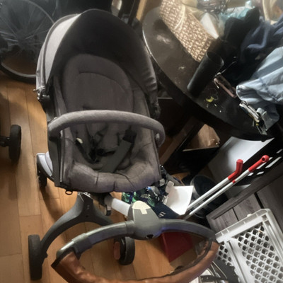 Stokke Xplory Gray Stroller with Adjustable Seat and Basket for Infant Toddler