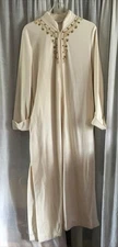 VTG Kayser Long Sleeved Fleece Robe Ivory Zip Up Pockets Sz. XL? USA Made Design