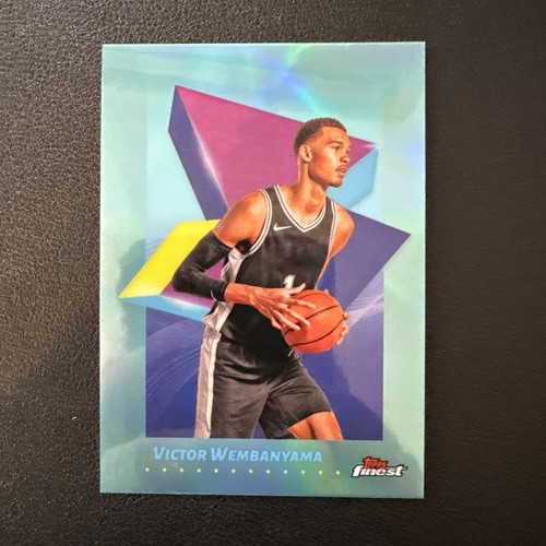 Carte Victor Wembanyama RC - 2024 Topps Finest Blue Checkerboard /99 - NM