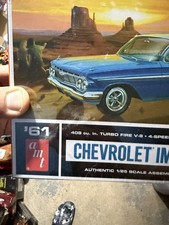 1961 CHEVROLET IMPALA SS 1/25 AMT / ROUND 2 SEALED