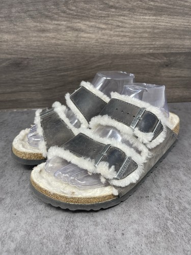 Birkenstock Arizona Shearling Sandals Size 39 (Womens 8) Grey White Slip On - Picture 2 of 9