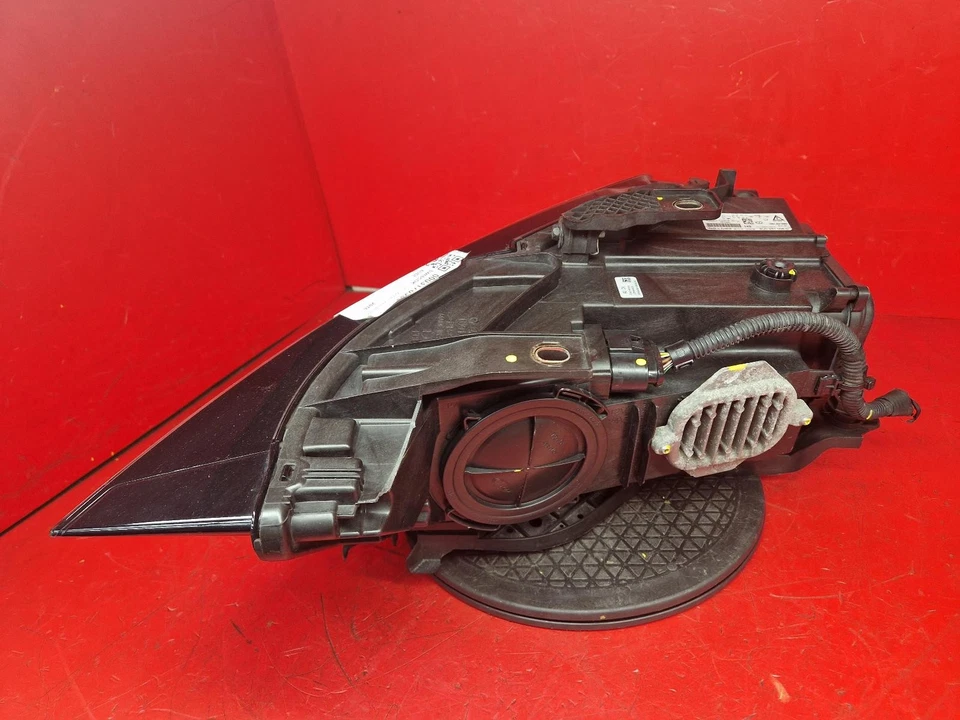 FARO DERECHO XENÓN LADO CONDUCTOR ESTADO AUDI Q3 TDI 8U MK1 2016 8U0941044D Foto 4 de 4