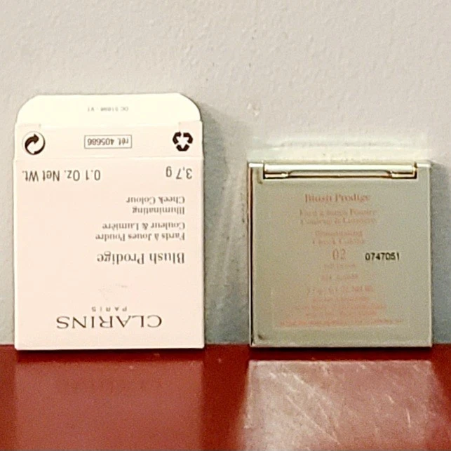 CLARINS Paris Blush Prodige - BRAND NEW IN BOX - No. 02 Soft Peach - Image 4 of 4