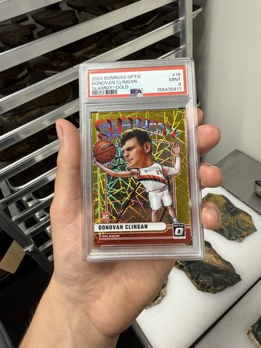 2024-25 Donovan Clingan Rookie Slammy Gold /10 Donruss Optic Graded PSA 9