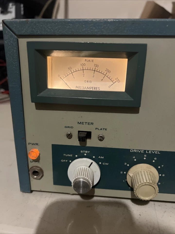 Teléfono Heathkit DX-60 y transmisor AM/CW no funciona enciende Foto 2 de 4
