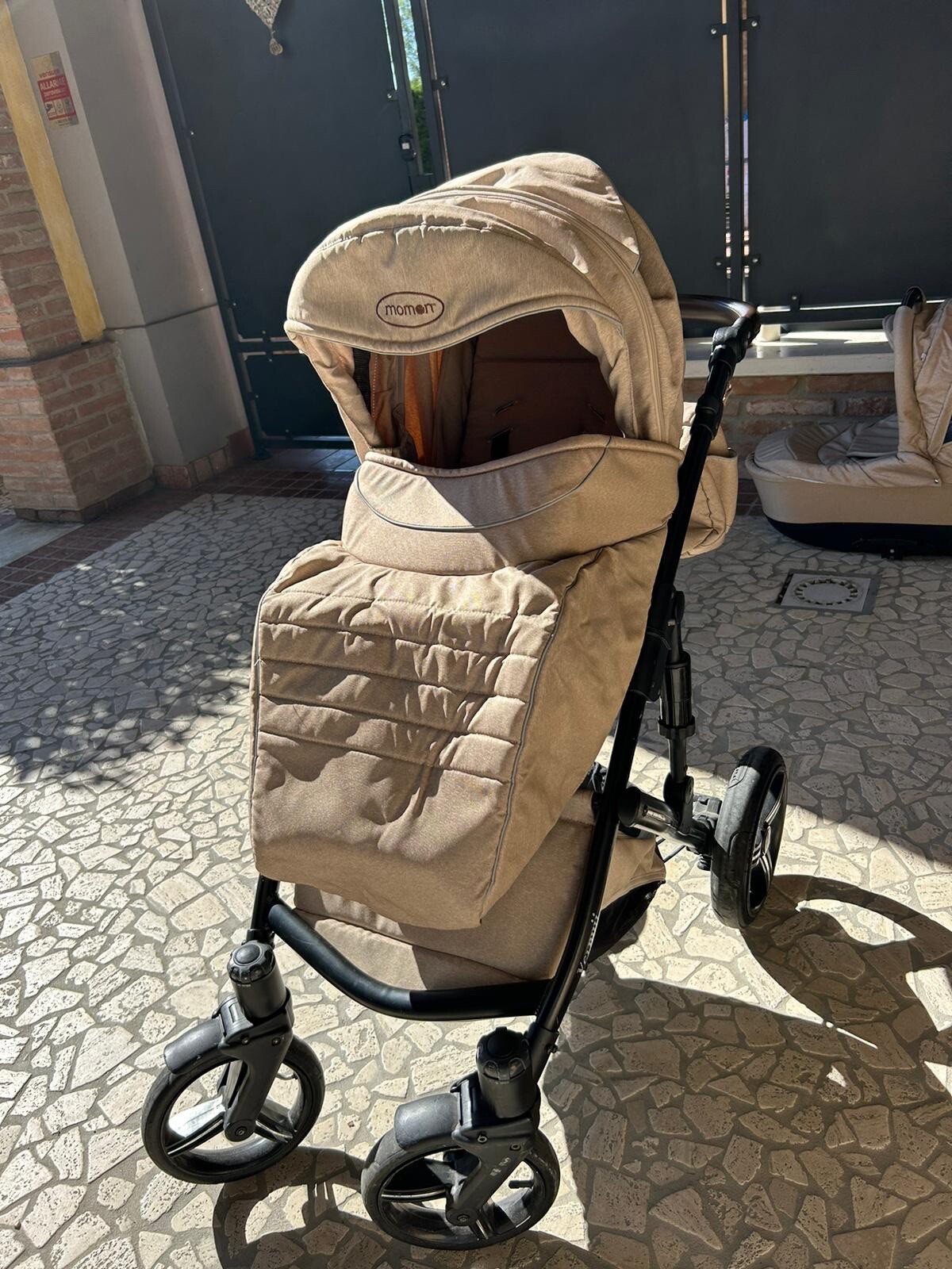 Foto 3 di 10