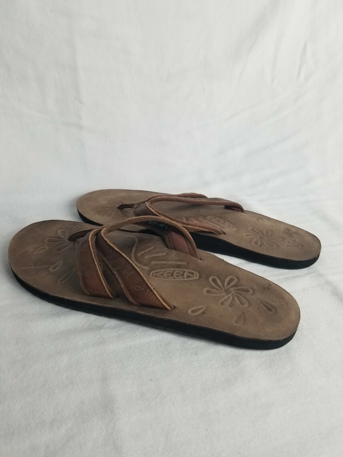clarks roxanna r flip flops