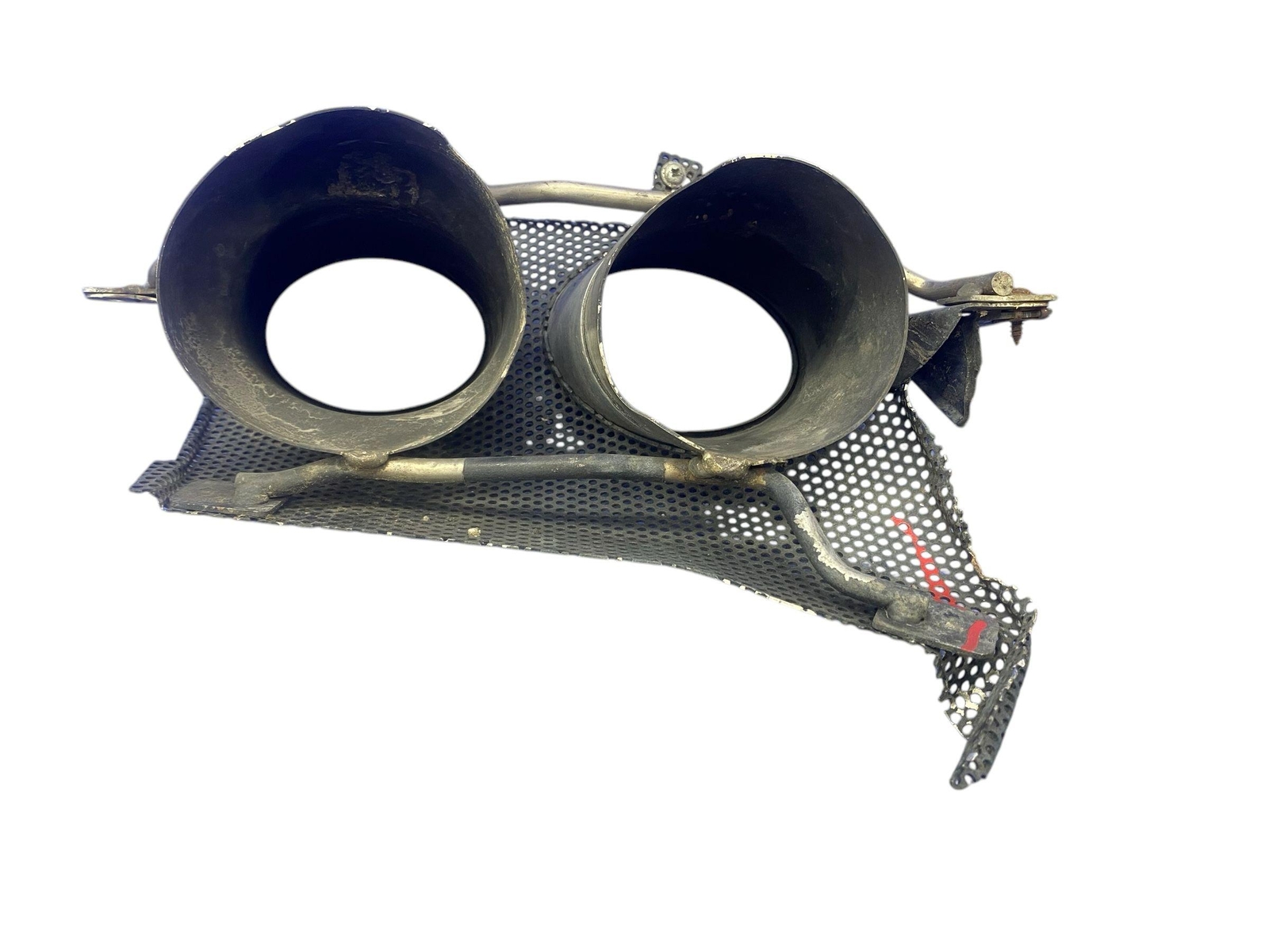 2017-2024 MASERATI LEVANTE LEFT MUFFLER TAIL PIPE EXHAUST TIP W/ GRILLE *NOTE*