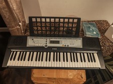 Yamaha YPT200-Portable Keyboard With 61 Full Size Keys