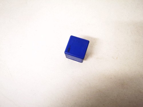 24432614 Relais, Arbeitsstrom v23134-k52-x402 Opel Zafira DE1306002-71