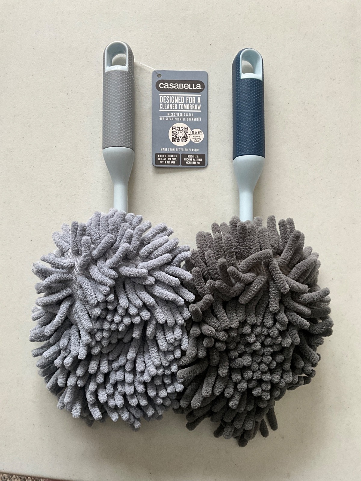 Casabella Chenille Microfiber 12" Hand Duster Dusting Wand -
