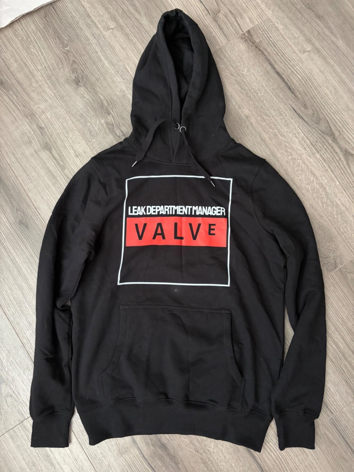 Valve Video Game Company Hoodie Sweater Employee of the Month Medium (stained) image 1