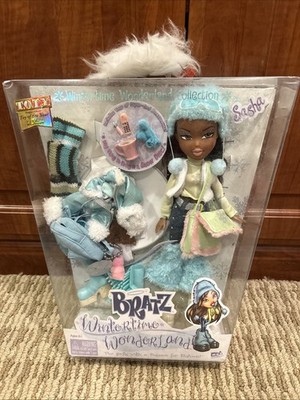 Bratz Sasha Wintertime Wonderland Fashion Doll 10in w/ Accessories in Box NIB