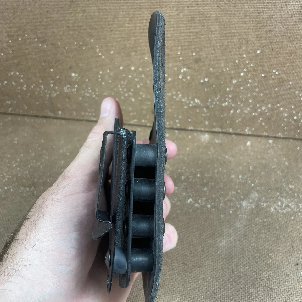 Funda cruzada con portador Mag - The Reckoning para Springfield Hellcat Foto 3 de 4