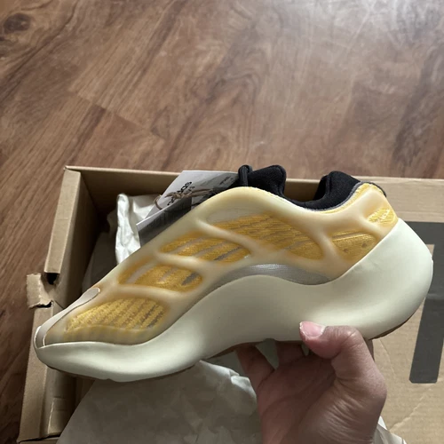 Yeezy Boost 700 V3