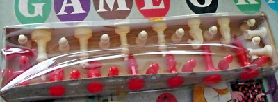 1952 GAME O RAMA RED & WHITE PLASTIC CHESS SET NIB GAME PARTS