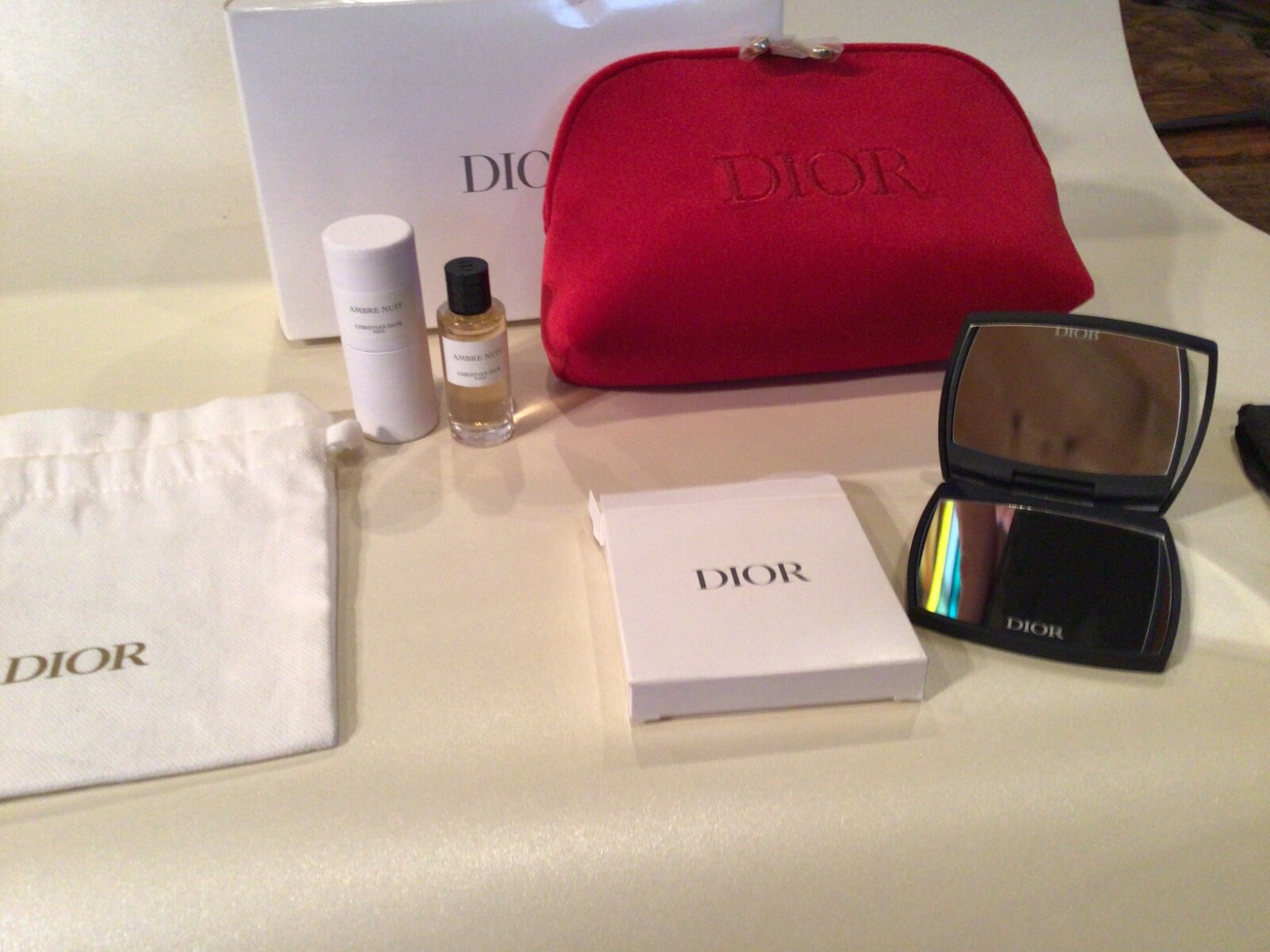 Dior Amber Nuit 7.5ml Set with Mirror and Red Velvet Bag New-image