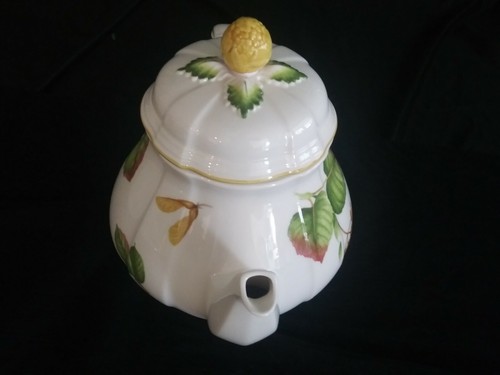 VILLEROY BOCH PARKLAND LIDDED TEA POT - Picture 6 of 8